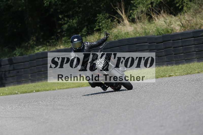 /44 09.08.2025 Plüss Moto Sport ADR/Einsteiger/99